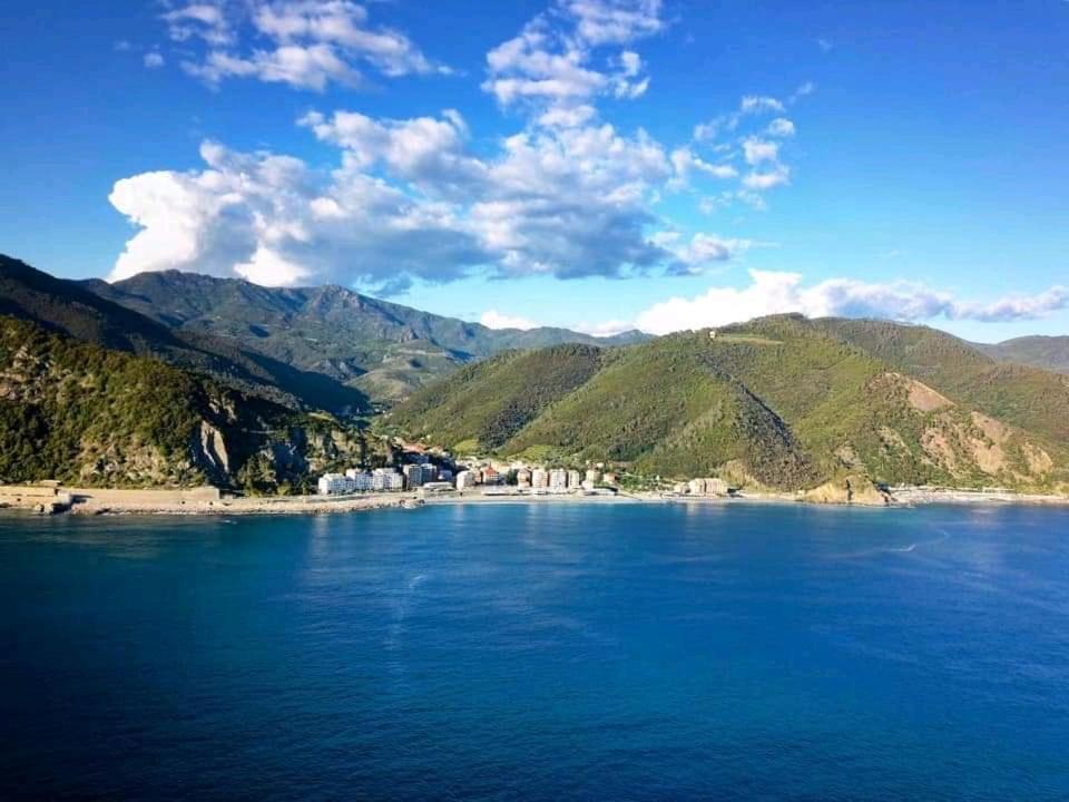 Flamatan Deiva Marina Exterior photo